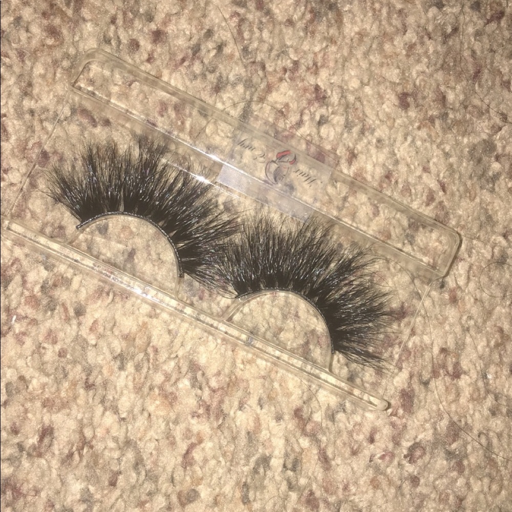 Mink lashes - Picture 8 of 8